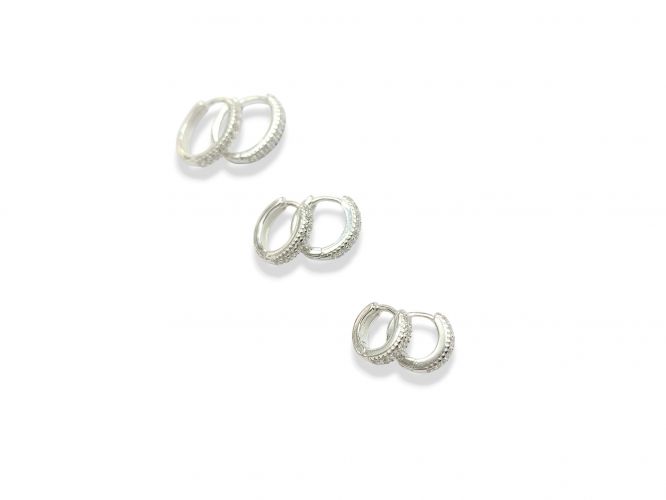 <p>Trío de Argollas con Cubics en Plata</p>
