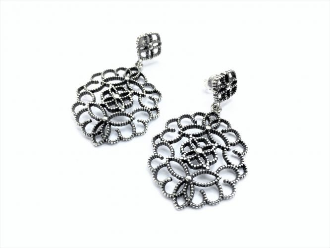 <p>Aros De Plata Colgante Grandes Calados</p>
