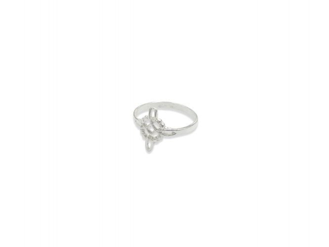 <p>Anillo de Plata Fino Nudo de Bruja</p>
