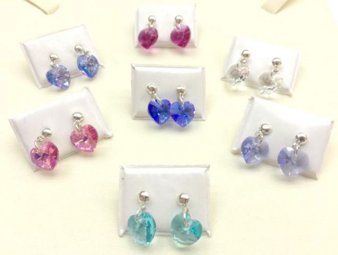<p>Aros De Plata Cristal Corazon</p>

