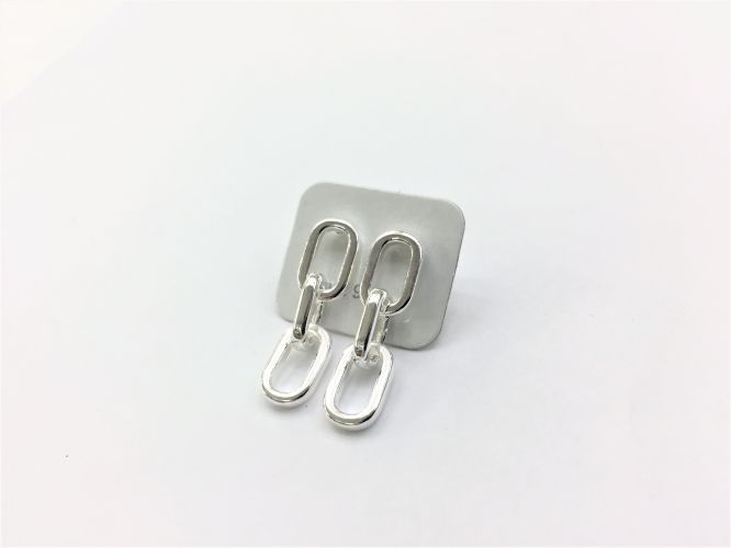 <p>Aros De Plata Tipo Cadena</p>
