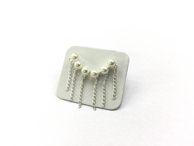 <p>Aros de Plata Perla</p>

<p>Triple con Cadenitas</p>
