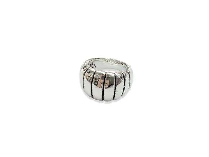 <p>Anilo Inflado de Plata Rayado</p>
