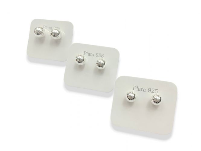<p>Aro de Plata Bolita Número 3</p>
