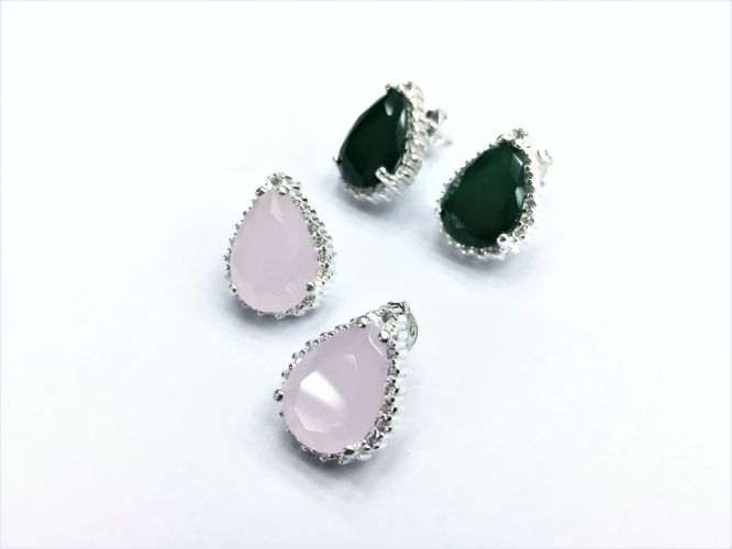 <p>Aros De Plata Con Piedra Y Cubics</p>
