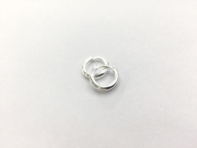 <p>Argollita de Plata Chica con Visagra</p>
