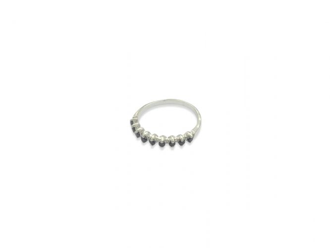 <p>Anillo de Plata con Cubic Negro</p>
