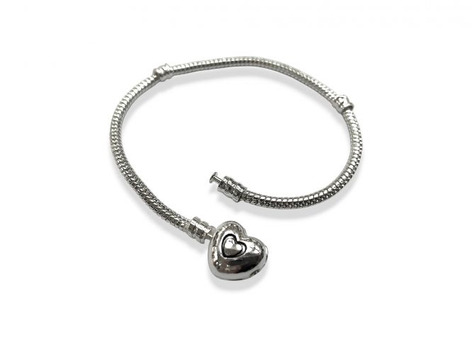 <p>Pulsera de Acero Blanco con el</p>

<p>Cierre en Forma de Corazón </p>
