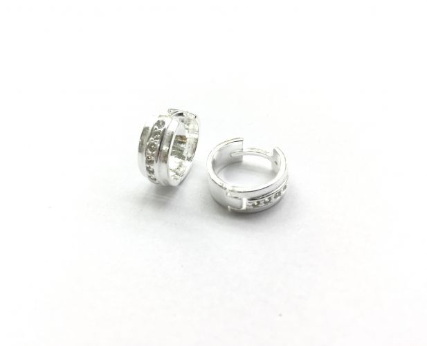 <p>Aros de Plata Argolla</p>

<p>Cinta con Cubic Mediana</p>
