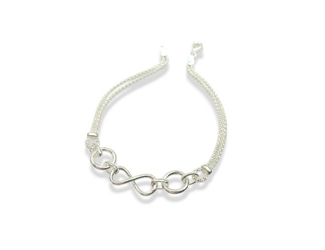 <p>Pulsera de Plata Centro Infinito</p>
