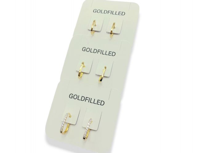 <p>Trio Rectangular de Aros de Goldfilled</p>

<p>con y sin Cubic</p>
