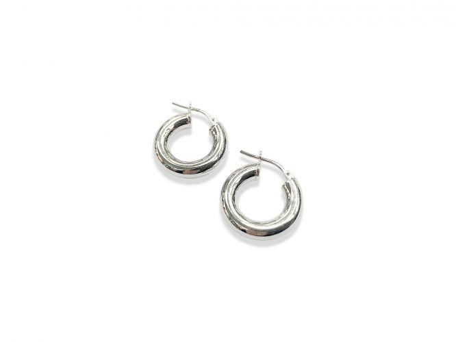 <p>Argollas de Plata Lisas Medianitas</p>
