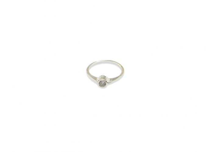 <p>Anillo Solitario en Plata</p>
