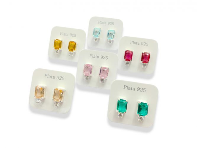 <p>Aro Rectangular de Plata de Colores Surtidos</p>
