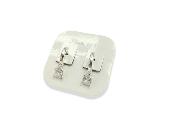 <p>Argolla de Plata con Cubic Gota Colgando</p>
