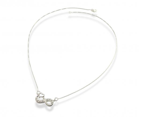 <p>Cadena con Dije Infinito</p>

<p>con Corazón de Plata</p>
