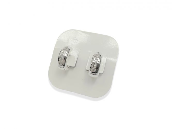 <p>Argolla Bombé de Acero Blanco con Cubic</p>
