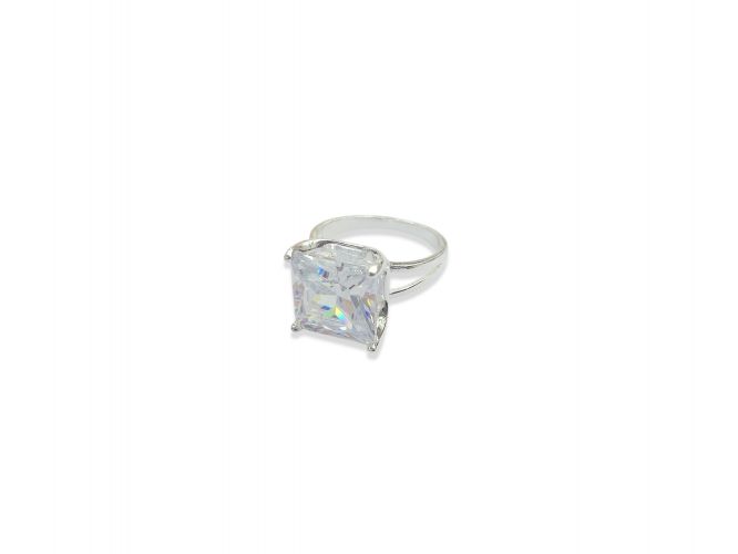 <p>Anillo de Plata Cubic Cuadrado</p>
