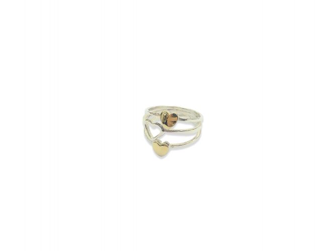 <p>Anillo de Plata y Oro Calado con Corazones</p>
