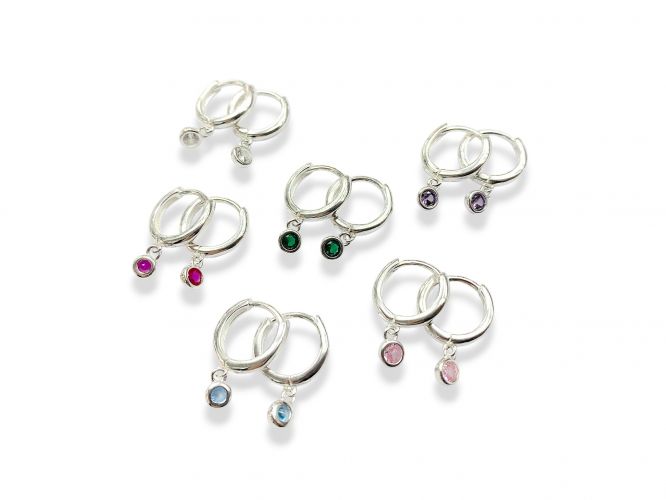 <p>Argolla con Cubics Colgando</p>

<p>en Plata (Surtido de Colores)</p>
