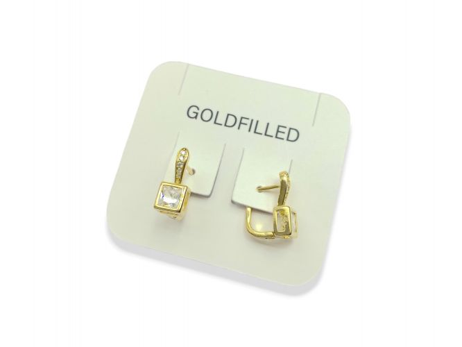 <p>Aro de Goldfilled con Cubic Cuadrado</p>
