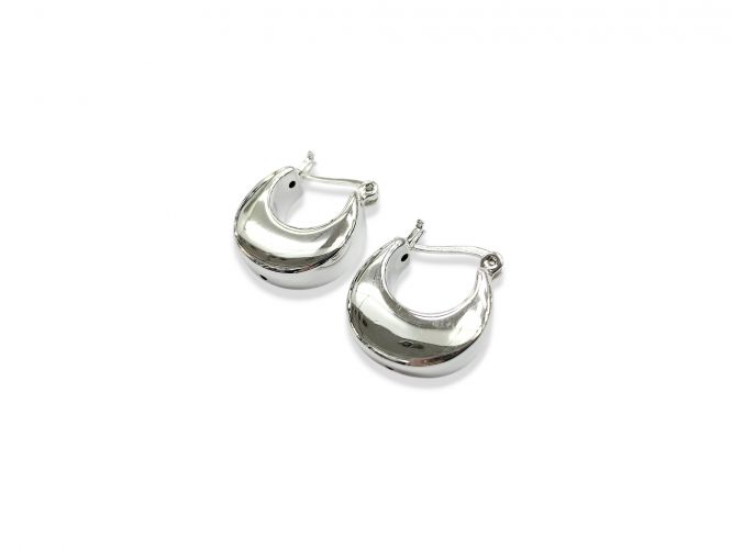 <p>Argollas Infladas Lisas de Plata</p>
