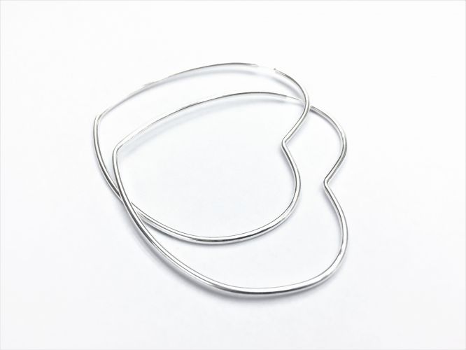<p>Aros De Plata Cubanos Corazon Grandes</p>
