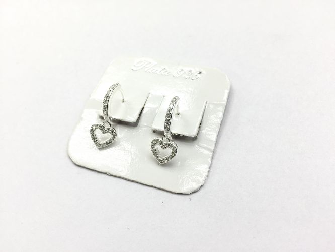 <p>Aros De Plata Argolla</p>

<p>Cubics con Corazón Colgante</p>
