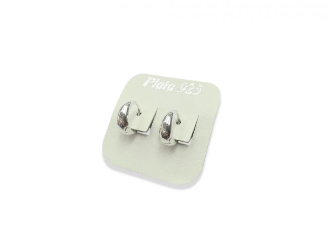<p>Argolla Bombé Chica</p>

<p>de Plata Tipo Gota</p>
