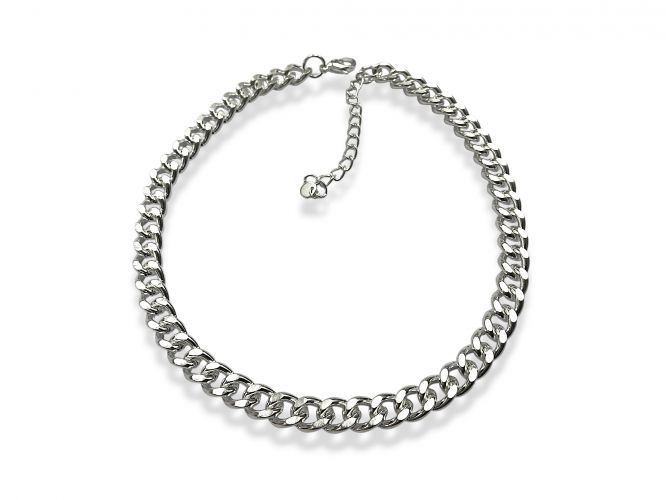 <p>Collar Chato Grueso de Acero</p>

<p>Blanco Extensible Hasta 45cm</p>
