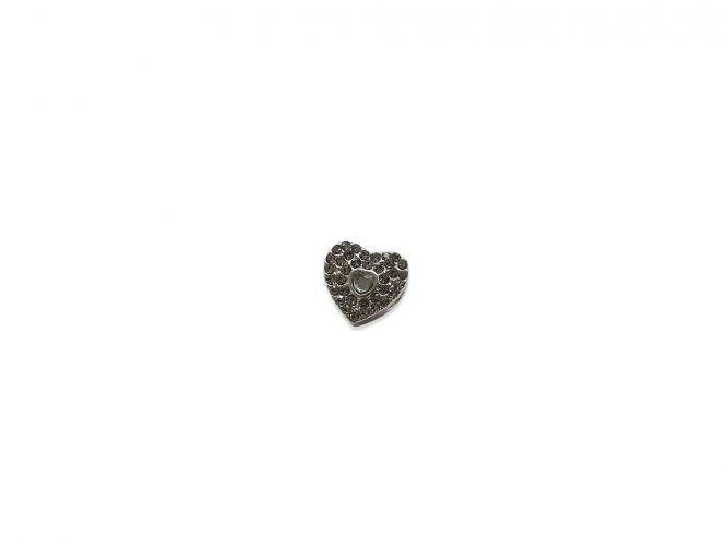 <p>Dije Corazón Pasante con</p>

<p>Strass de Acero Blanco</p>
