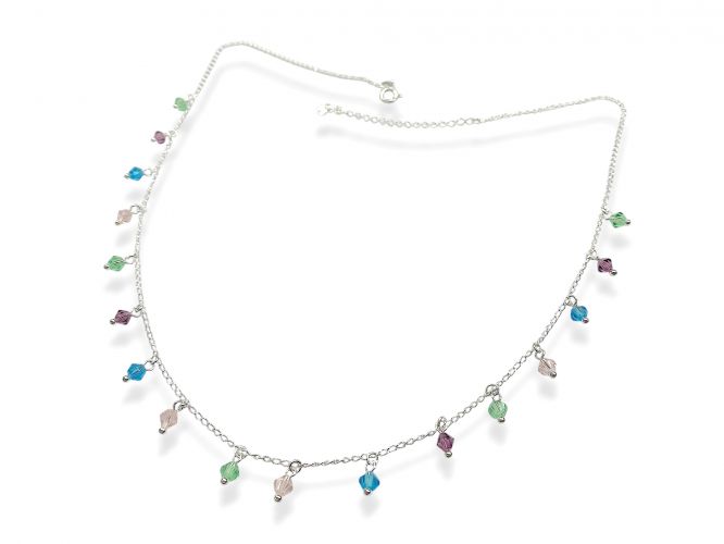 <p>Cadena de Plata con Cristales</p>

<p>Multicolores Colgando</p>

<div> </div>

<div class="d-flex justify-content-center" style="box-sizing: border-box; color: rgb(111, 111, 111); font-family: Poppins, sans-serif; font-size: 16px; text-align: center; display: flex !important; justify-c