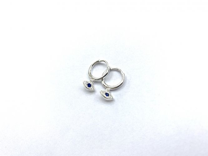 <p>Argolla de Plata con Ojto Cubic </p>
